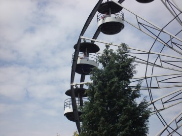 A few capsules on a ferris wheel